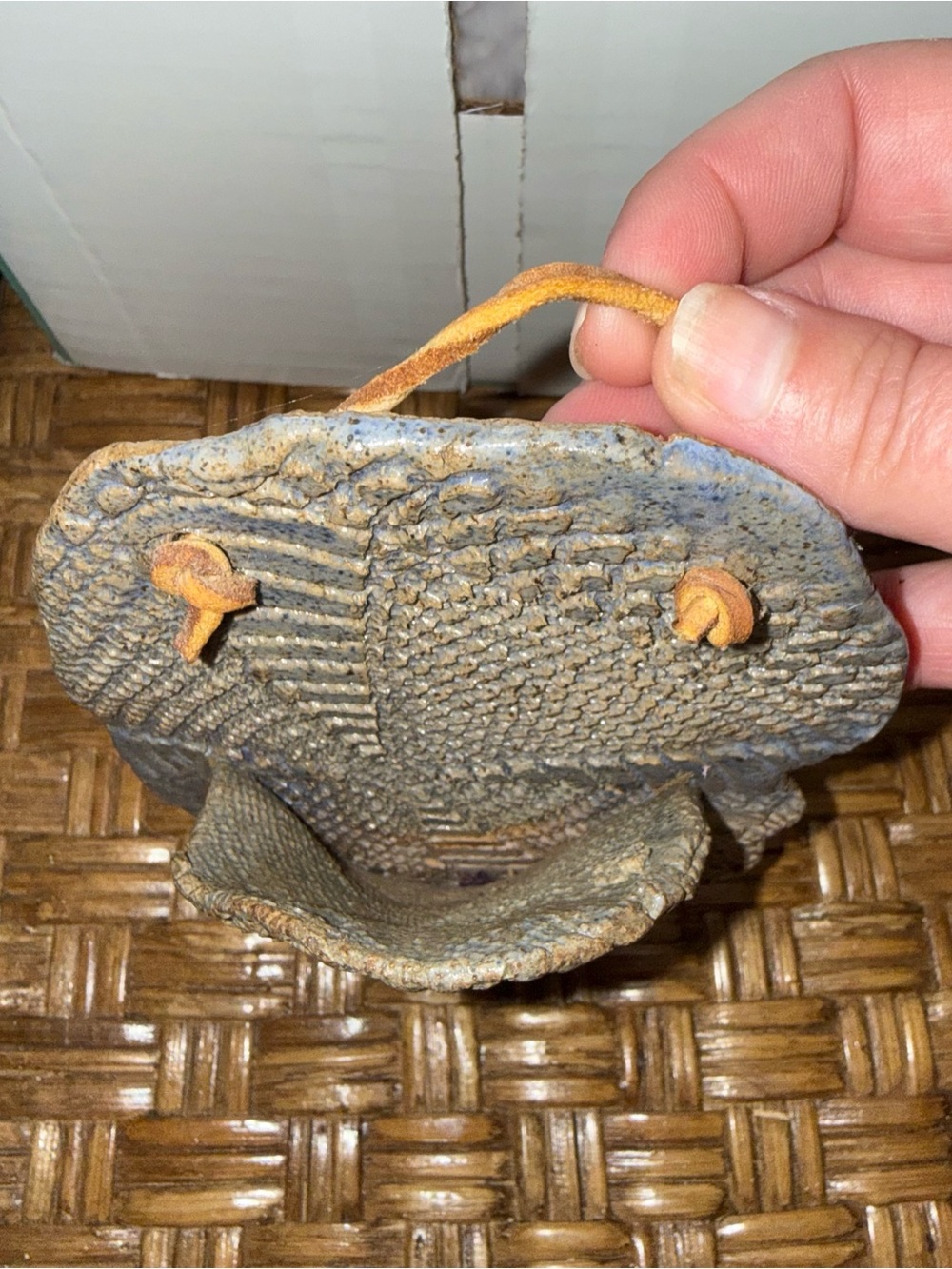 Vintage wall pocket pottery - Picture 5 of 7